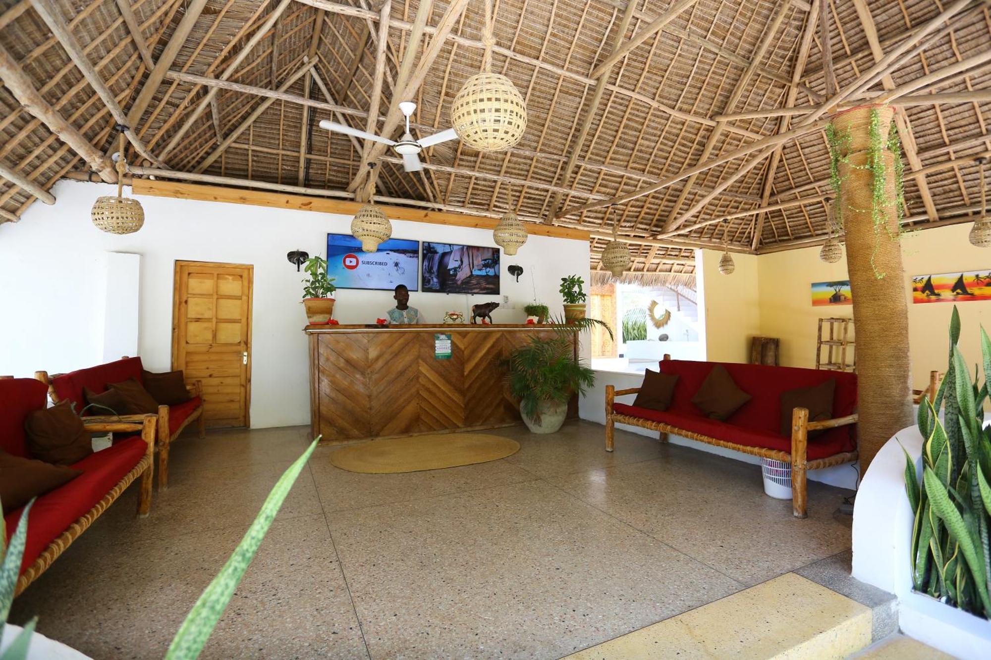 Imara Hotel パジェ エクステリア 写真