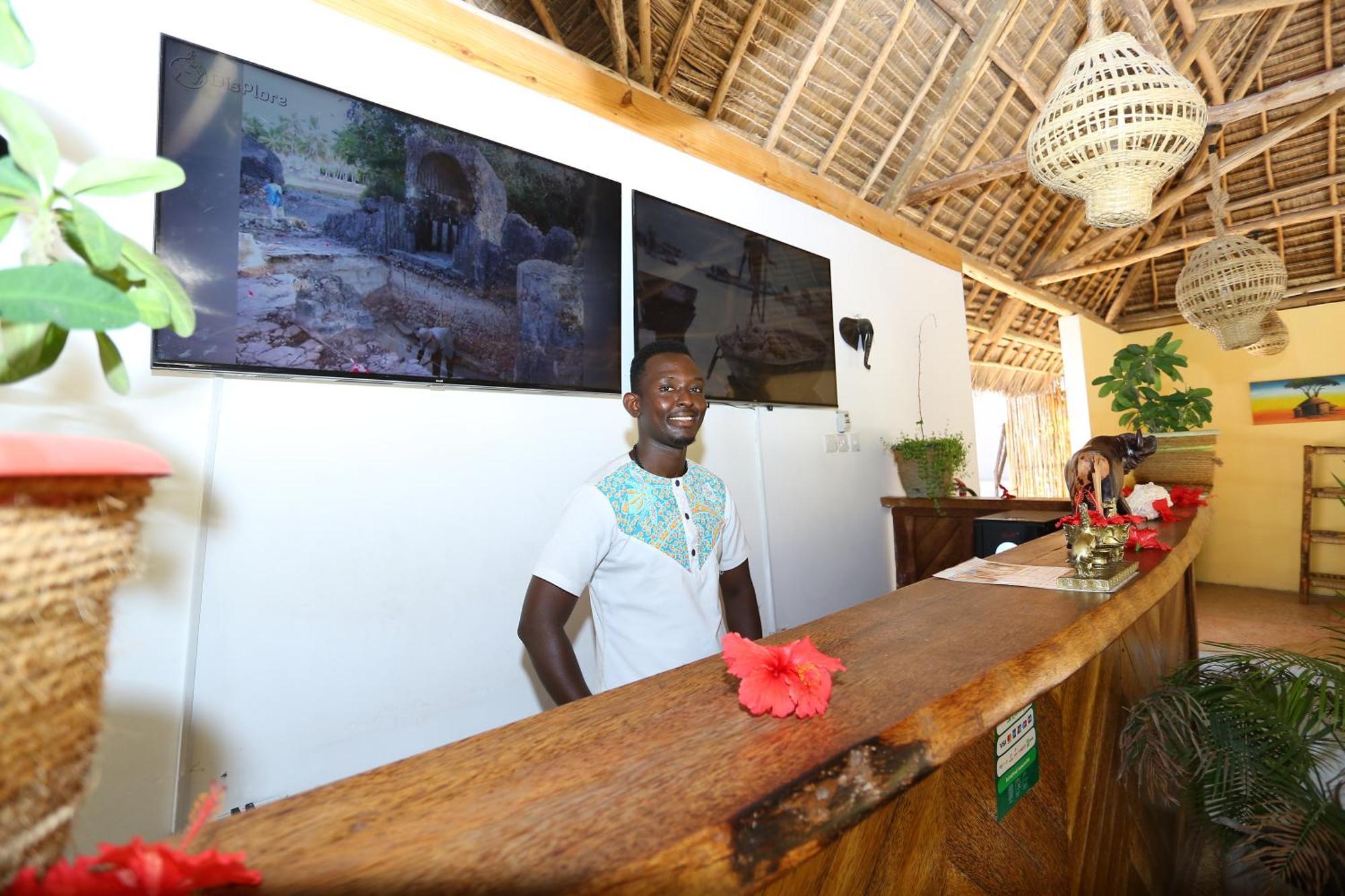 Imara Hotel パジェ エクステリア 写真